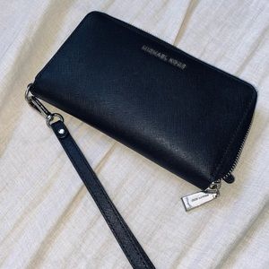 Micheal Kors Wallet
